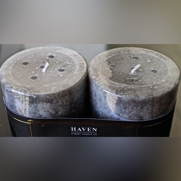 HAVEN STREET CANDLE TOBACCO LEAF PILLAR SET NEW SET OF 2 - Picture 2 of 3